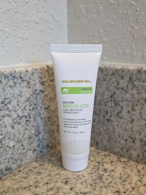 Goldfaden MD Needle-Less Line Smoothing Concentrate